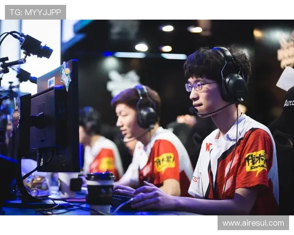 LPL电竞赛事精彩回顾与最新动态全面分析助力玩家提升竞技水平